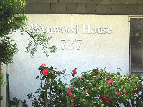 3rd image of 727 S Orange Grove Blvd APT 5