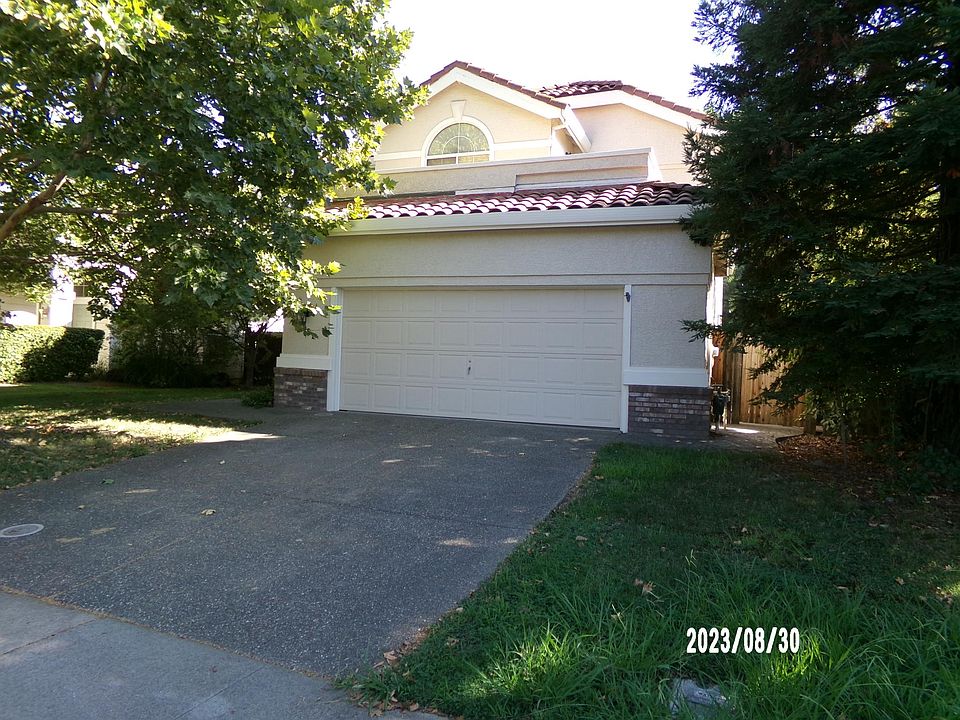 1st image of 2552 La Croix Dr