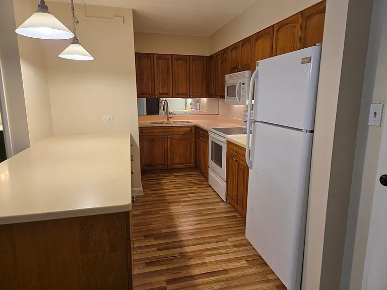 5125 Blodgett Ave #207 — Photo 14