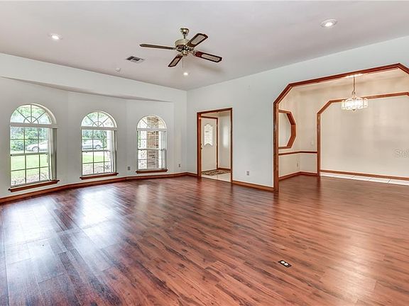 4th image of 2020 Dixie Belle Ave