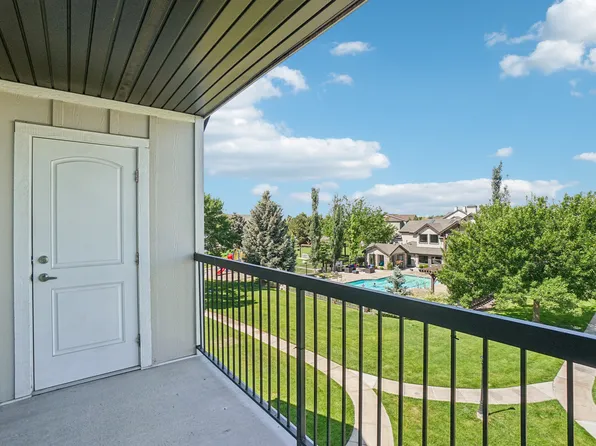 Sterling Pointe Apartments