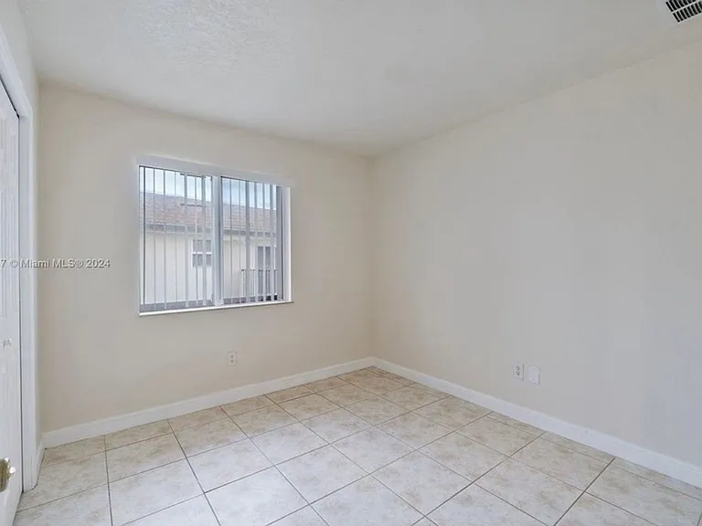 1801 NW 54th Ter #4 — Photo 11