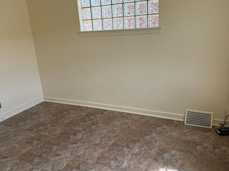 1st image of 7801 Fayette St #1