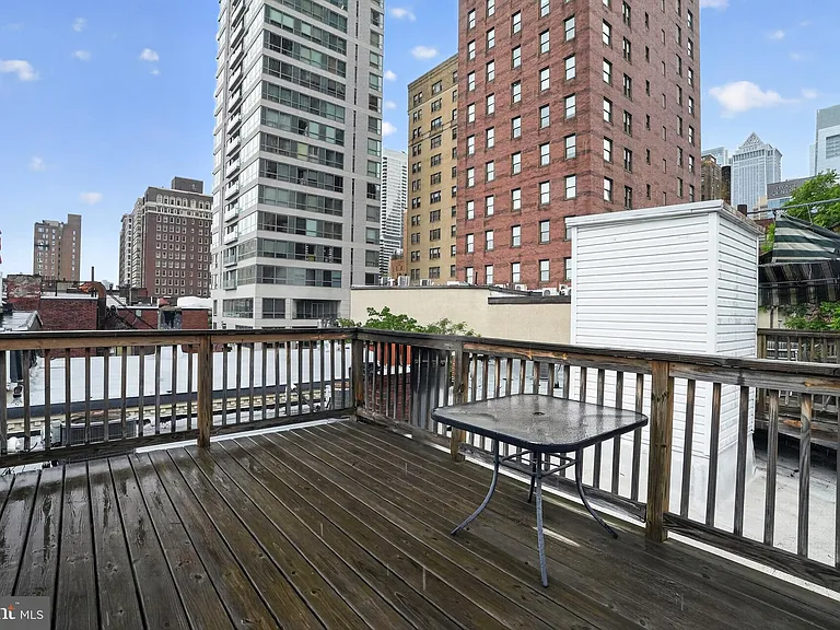 1627 Spruce St #3 — Photo 30