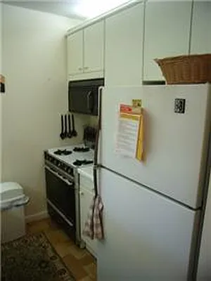 Rented by R New York | media 16