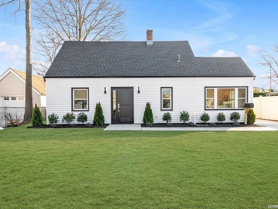 1st image of 6 Clover Lane