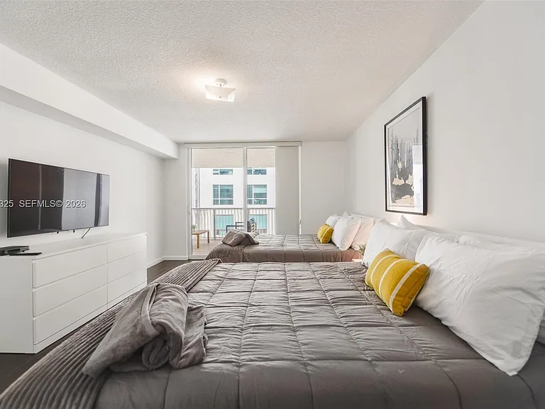 1200 Brickell Bay Dr #3614 — Photo 16