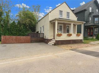 20 Fair St, Warwick, RI 02888