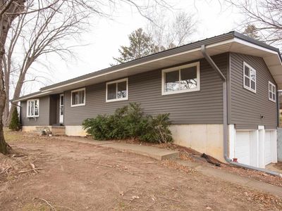 10080 School St, Gratiot, WI, 53541