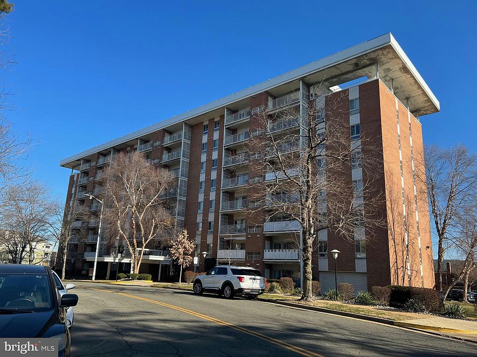 1st image of 5250 Valley Forge Dr APT 609