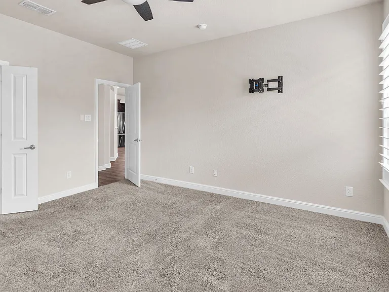 2336 Shorthorn Dr — Photo 23