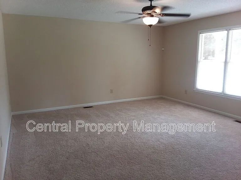 5423 Parris Bridge Rd — Photo 15