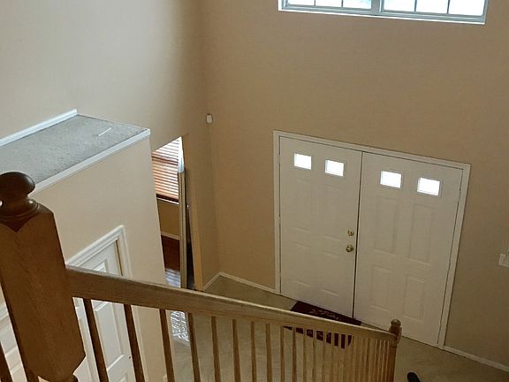 5th image of 17 Dogwood Ct