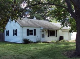 1101 Sunset Dr, Rantoul, IL 61866