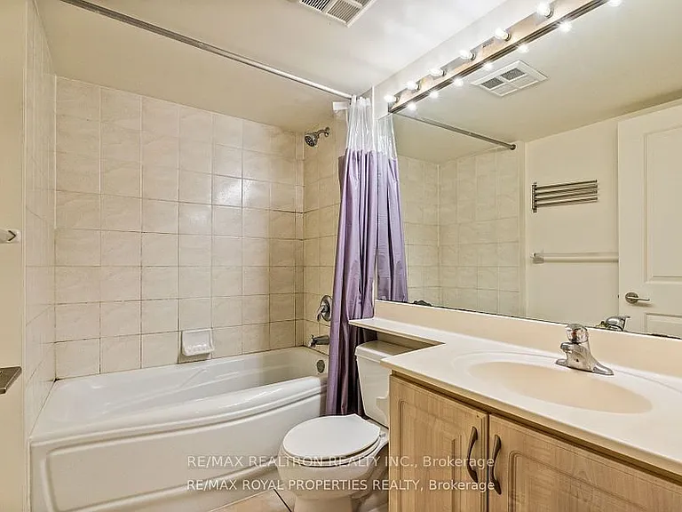 4978 Yonge St #810 — Photo 14