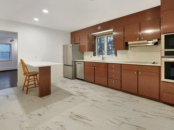 430 Benedict Ave Floor 1