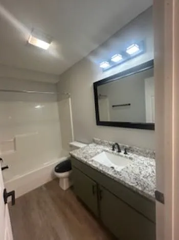 Bairsford Place Apartments — Photo 2