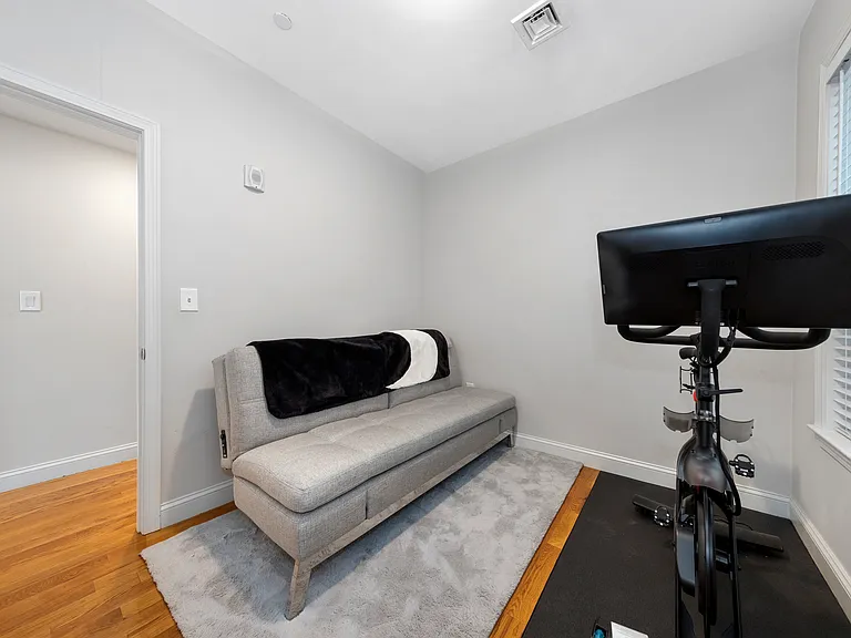 285 Princeton St #2 — Photo 14