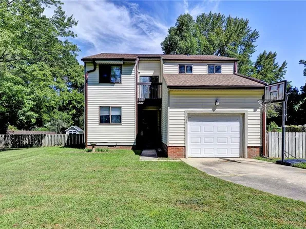 119 River Point Dr, Yorktown, VA 23693