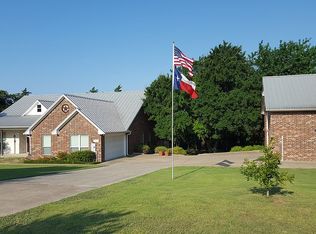 1211 Batchler Rd, Red Oak, TX 75154