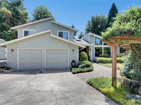 17903 82nd Street E, Bonney Lake, WA 98391