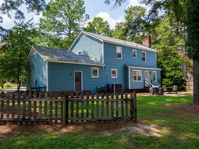 3638 Thorndike Dr — Photo 29