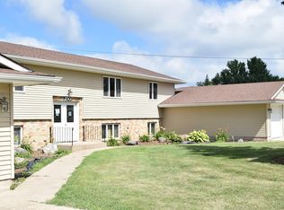 250 4th Ave SW #1, Wells, MN 56097