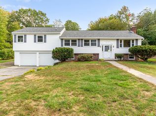 68 Jericho Rd, Pelham, NH 03076