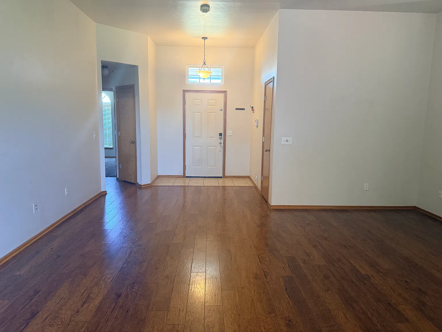 3 bed, 1456 sqft, $1,595 — Photo 3