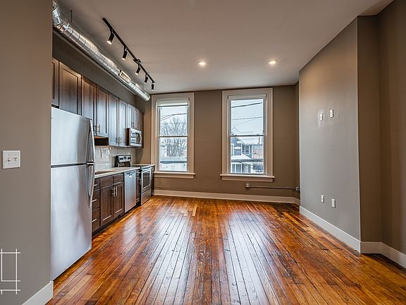 2nd image of 245 King Ave #201-A