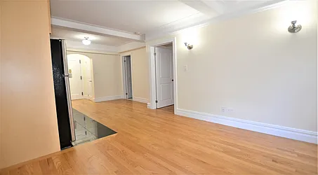 Rented by Manhattan Realty Group