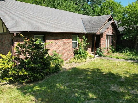 4th image of 5505 Briarwood Ct