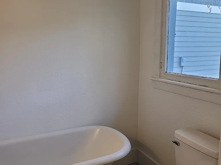 726 W Colorado Ave — Photo 6