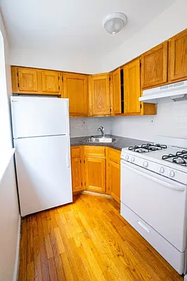 Rented by Oxford Property Group | media 10