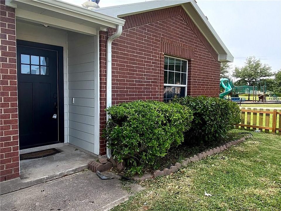 1st image of 12817 Chime Dr