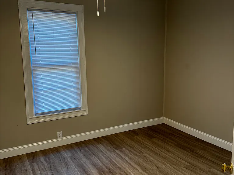 4803 Cameron Rd — Photo 10