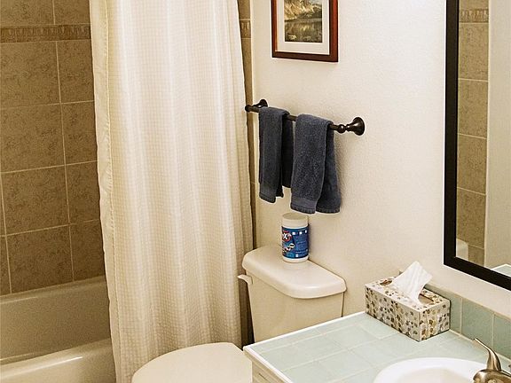 5th image of 518 Hi Country Dr #98