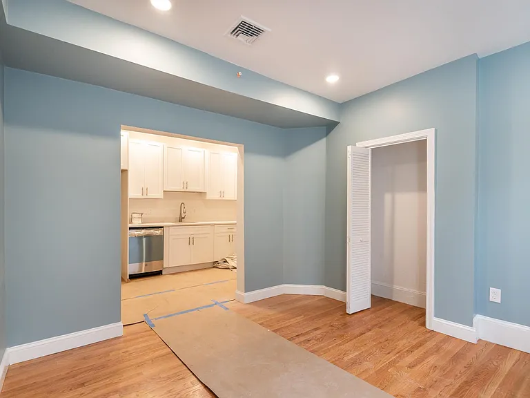 125 Cottage St #1 — Photo 2