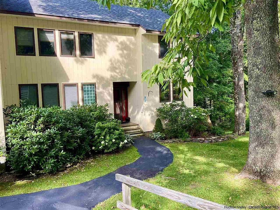 1st image of 270 Pines Dr #9-8