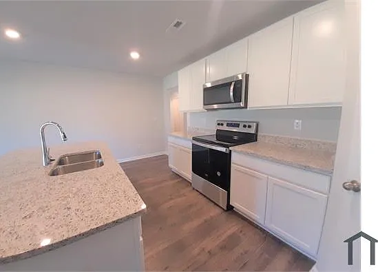 3268 Feldspar Dr SW — Photo 9