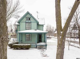 215 E Pottawatamie St, Tecumseh, MI 49286