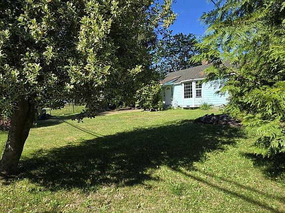 2nd image of 17417 Spruce Way