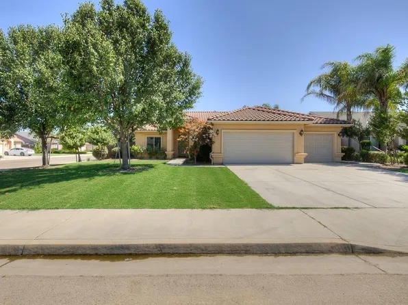 1207 Stephanie St, Selma, CA 93662