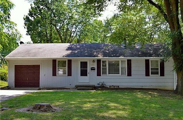 1st image of 6001 E 100th St