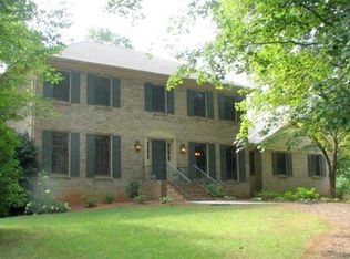 1438 Rivermist Dr, Lilburn, GA 30047