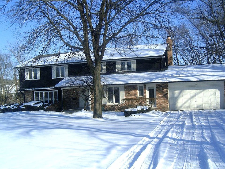 1st image of 87 Graymoor Ln