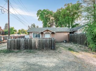 2360 Redwood Ave, Grants Pass, OR 97527