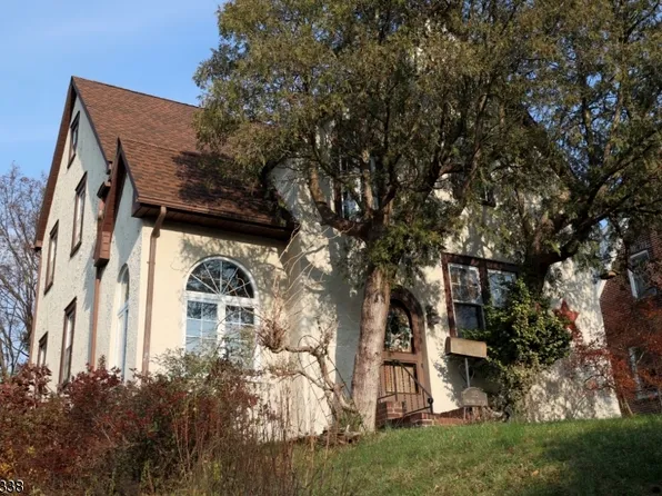 115 Overlook Ave, Leonia Boro, NJ 07605