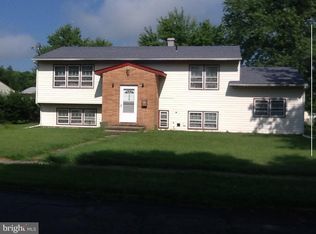 245 Villanova Ave, Pemberton, NJ 08068