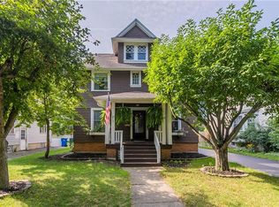 121 Linden St, Rochester, NY 14620